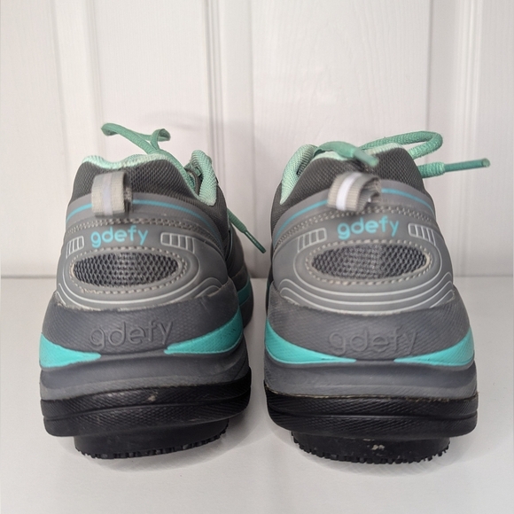 Gdefy Womens Shoes Gravity Defyer Mighty Size 8 Sneakers Gray Walking Comfort - Picture 3 of 9